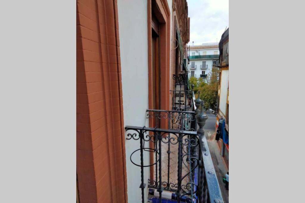 Apartamento Santa Cruz Sewilla Zewnętrze zdjęcie
